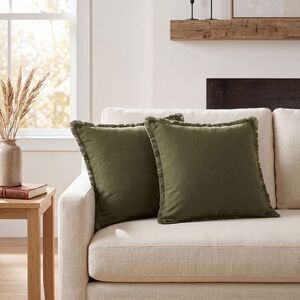 1 Pcs Cotton Throw Pillow Cover with Tassel Trim 18 x 18 Inch Green